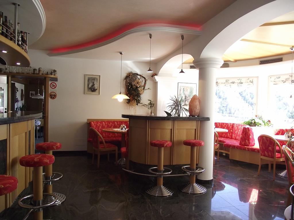 Pension Weinberg Rifiano Exterior photo