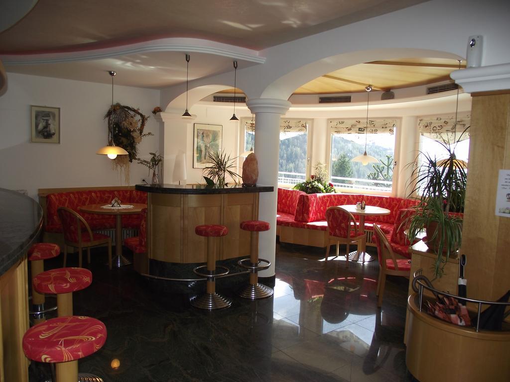 Pension Weinberg Rifiano Exterior photo